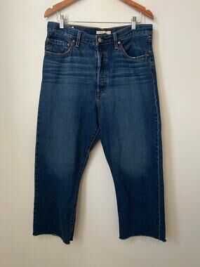 Levi's Ribcage Straight Ankle Dark Wash Jean Size 33